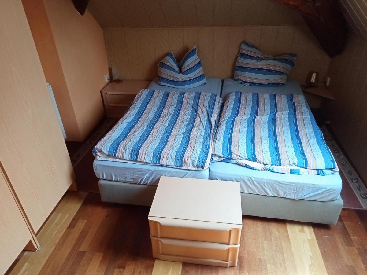 Übernachtungszimmer 1 Schlettau Exterior foto